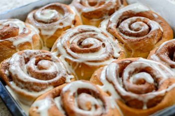 Cinnamon Rolls - Royal Star Food